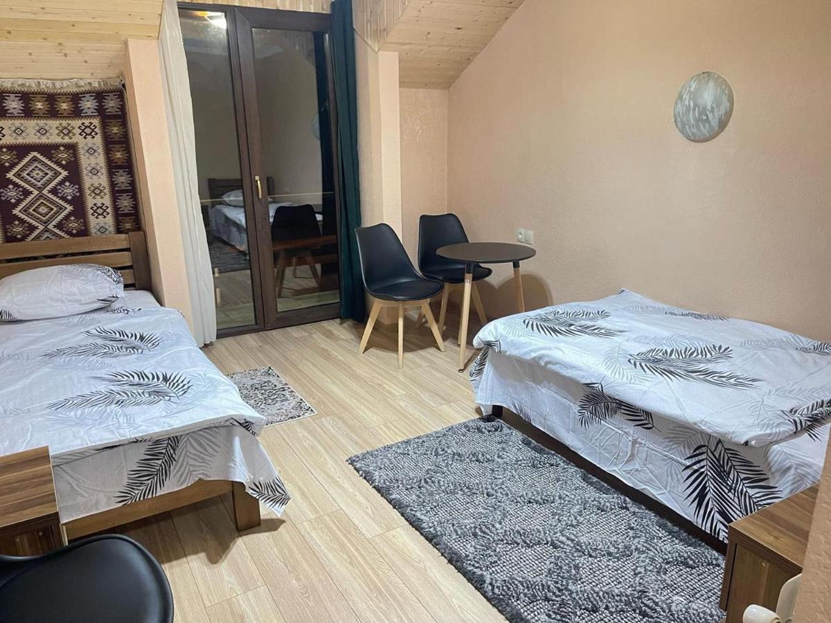 Bismillah Hotel And Restaurent Goedaoeri Buitenkant foto